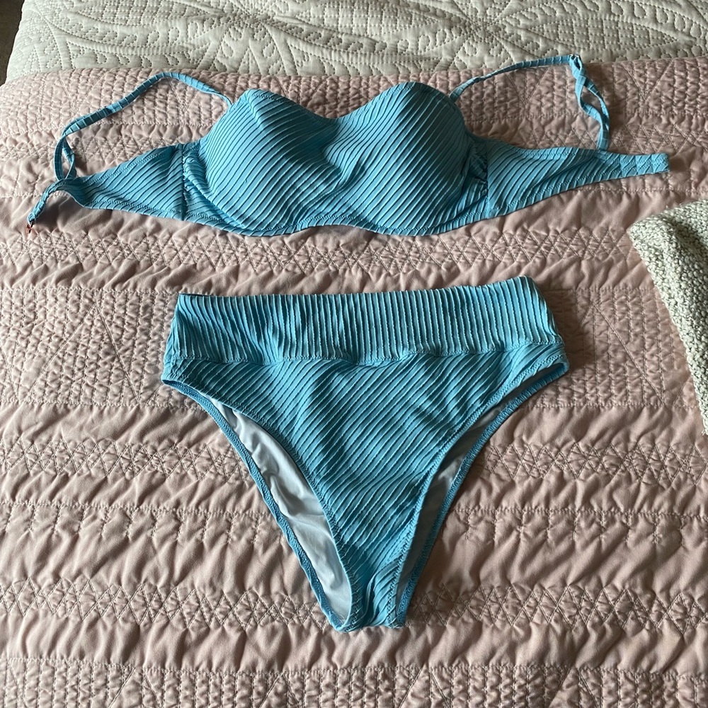 SHADE & SHORE blue ribbed bikini with adjustable straps high waisted high leg.